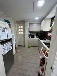 Parkview Apartments (D23), Apartment #586719611